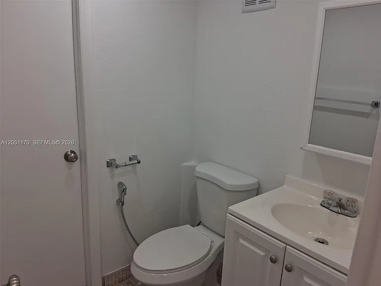 6200 W Flagler St #305 — Photo 22