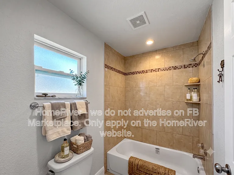 2878 Whitney Rd #A — Photo 9