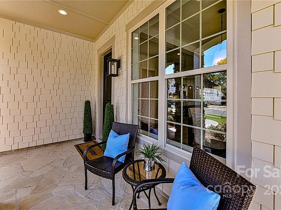 5th image of 45343 Misty Bluff Dr #255