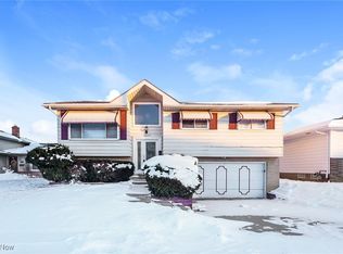 15609 Mendota Ave, Maple Heights, OH