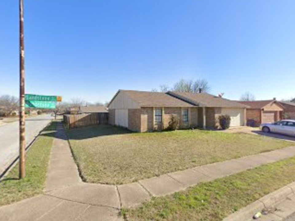 6901 Sandstone Ct, Fort Worth, TX 76120 Zillow