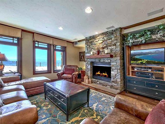 4th image of 6750 N Lake Blvd #19B