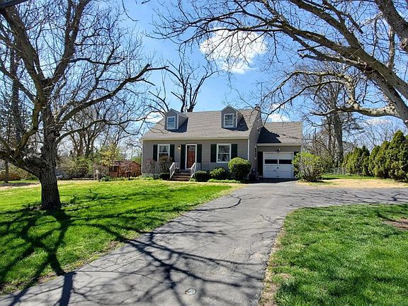 3rd image of 6043 Theodore Ave