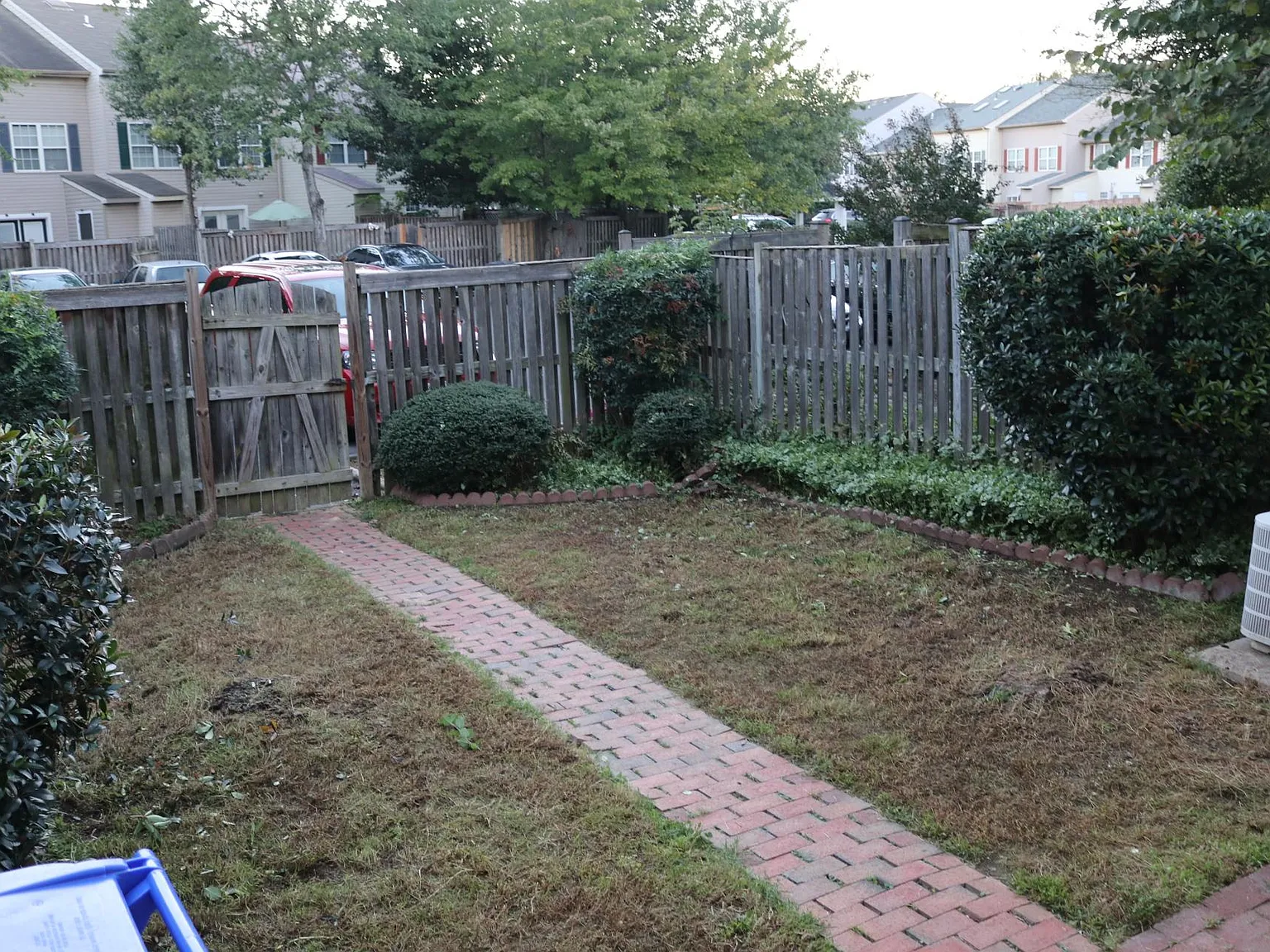 3 bed, 2.5 bath, 1760 sqft, $2,650 — Photo 3