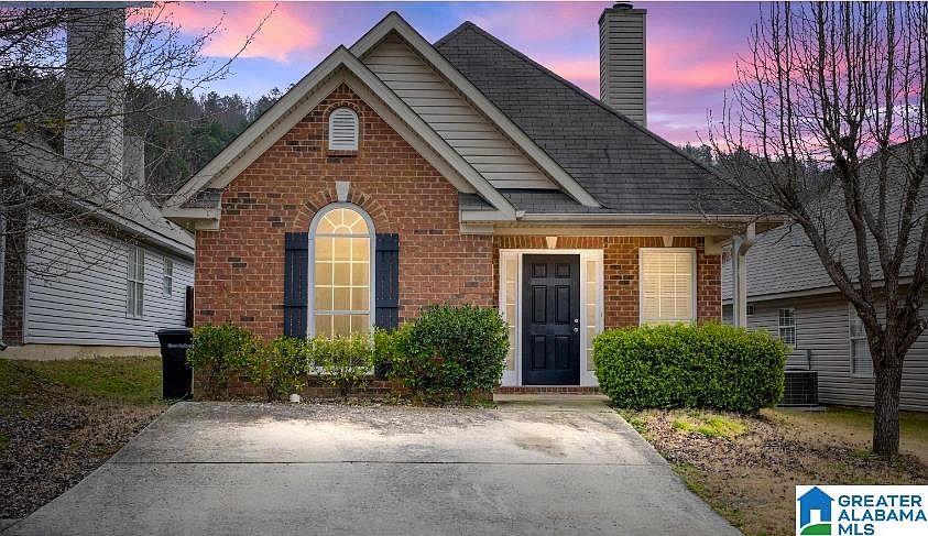 1st image of 323 Forest Lakes Dr