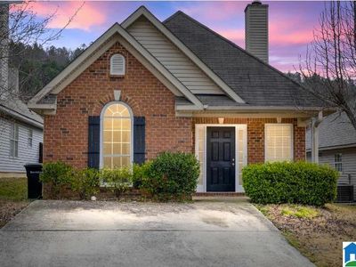 323 Forest Lakes Dr, Sterrett, AL, 35147
