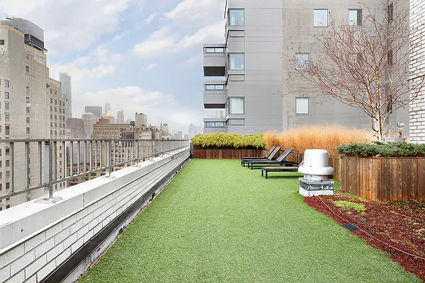 Rented by Compass | media 12