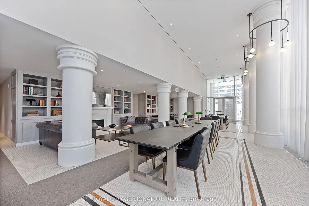 Building Photo - 33 Helendale Ave #2404