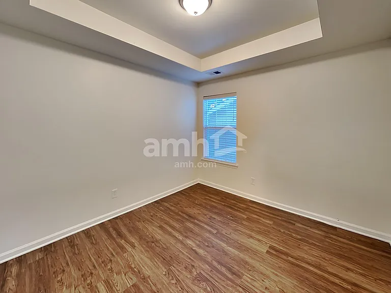 105 Hidden Creek Dr — Photo 13