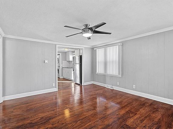 5th image of 3830 N Jackson Ave