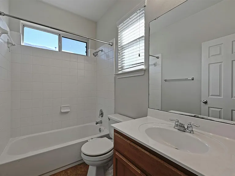 2412 Allred Dr #A — Photo 11