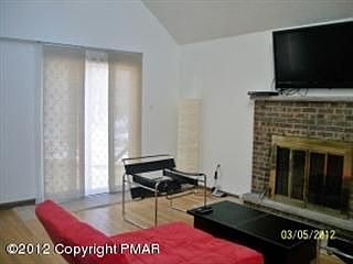 3rd image of 337 Knollwood Dr