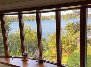 100 Lakewood Dr, Mashpee, MA 02649