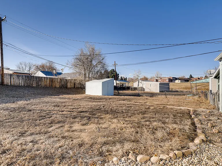 1555 S Tejon St — Photo 10
