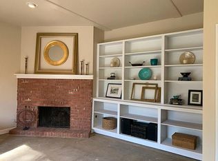 907 Wythe Rd, Springfield, IL 62702