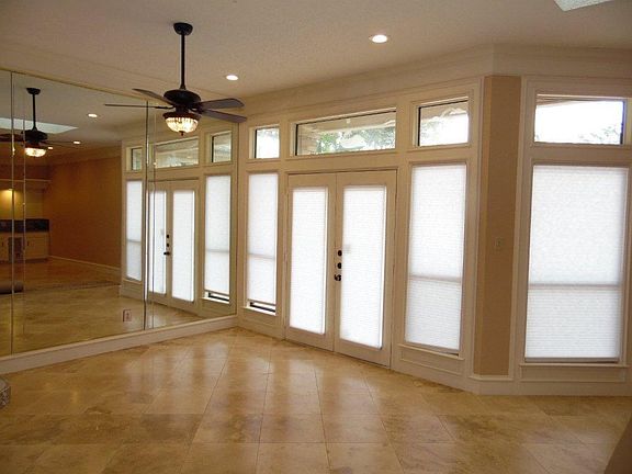 2nd image of 2019 N Saint Andrews Ct