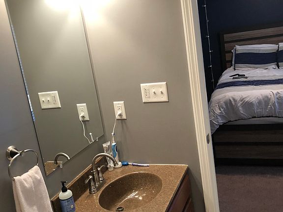 4th image of 7422 Cedar Creek Cir