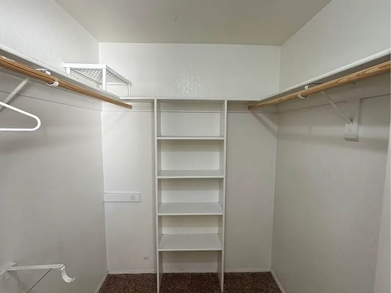 10143 W Colter St — Photo 7
