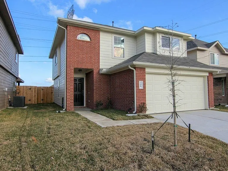 9610 Franconia Dr — Photo 1
