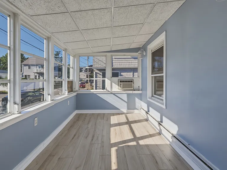 1080 Shirley St #1 — Photo 20