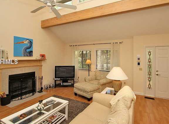 3rd image of 88 Forest Dr