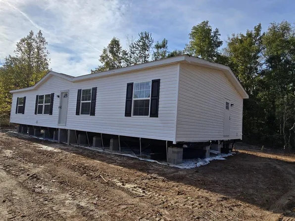 626 Dennis Ridge Rd, Bonneau, SC 29431