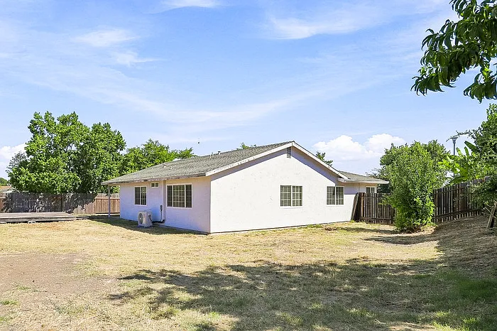 7205 Dedrick Ct — Photo 19