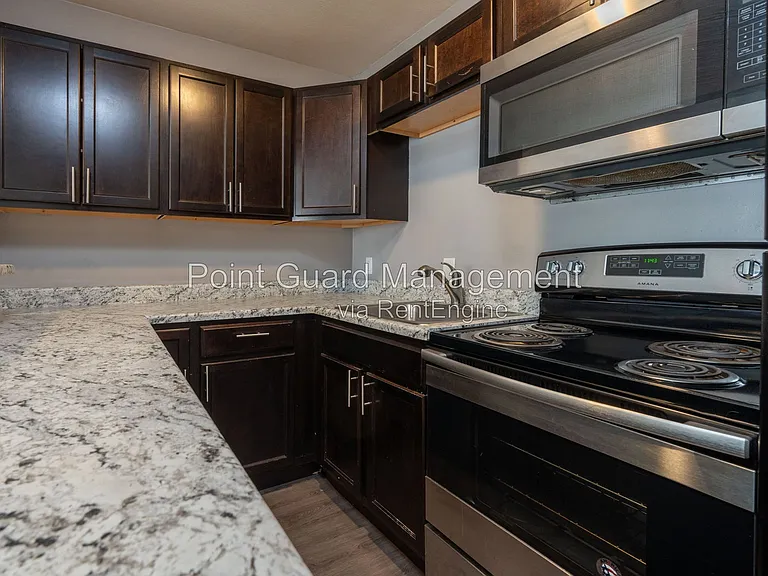 2110 E 16th St N #101 — Photo 10