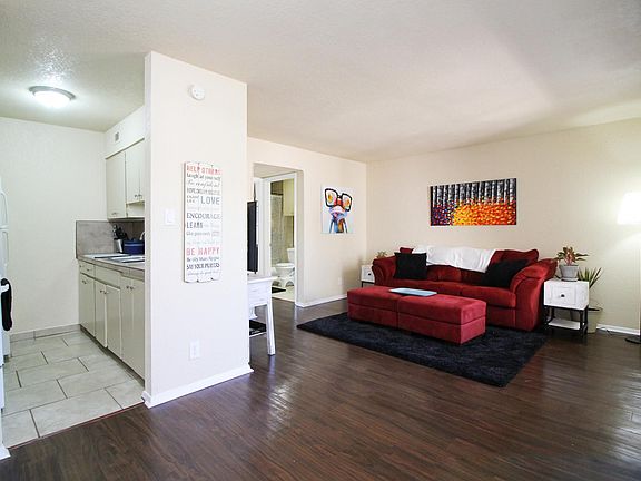 2nd image of 1304 McKie Dr APT 102