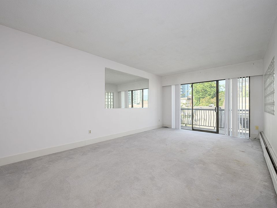 1st image of 214 E 15th St #302