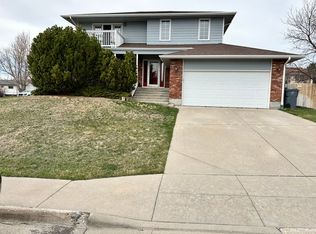 802 Colony Ct, Cheyenne, WY 82009