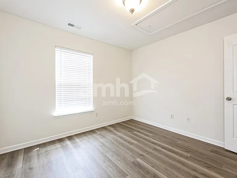 104 Portland Falls Dr — Photo 17