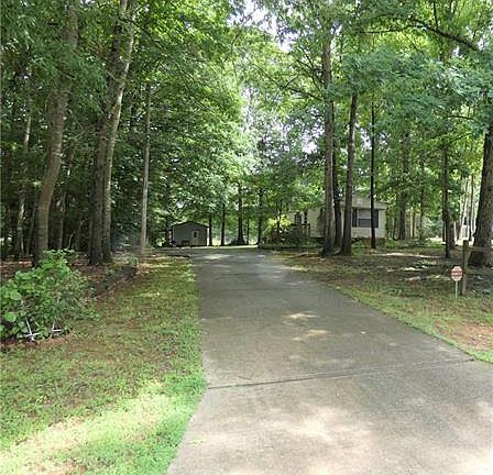 5th image of 145 Red Oak Dr