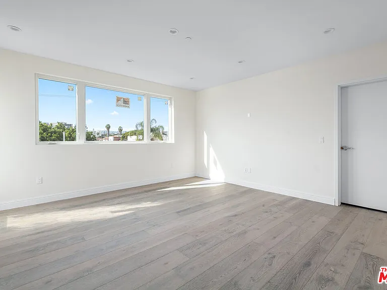 1429 S Bedford St #301 — Photo 7