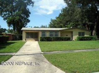 7521 S Hillock Dr, Jacksonville, FL 32221