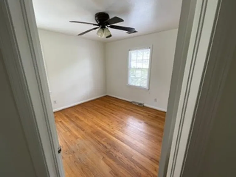 1509 Harbor View Rd #B — Photo 42