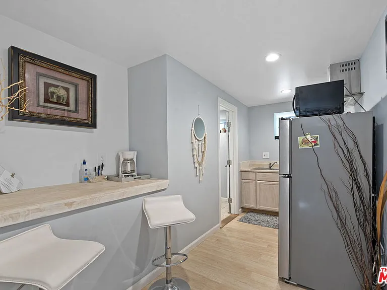 641 Walther Way — Photo 46