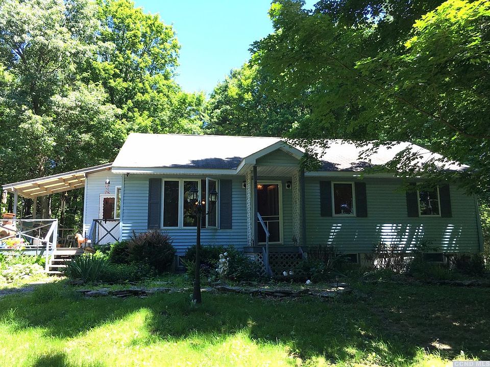 2nd image of 182 Sunny Hill Rd
