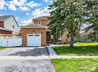 199 Carrick Ave, Georgina, ON L4P 3N7