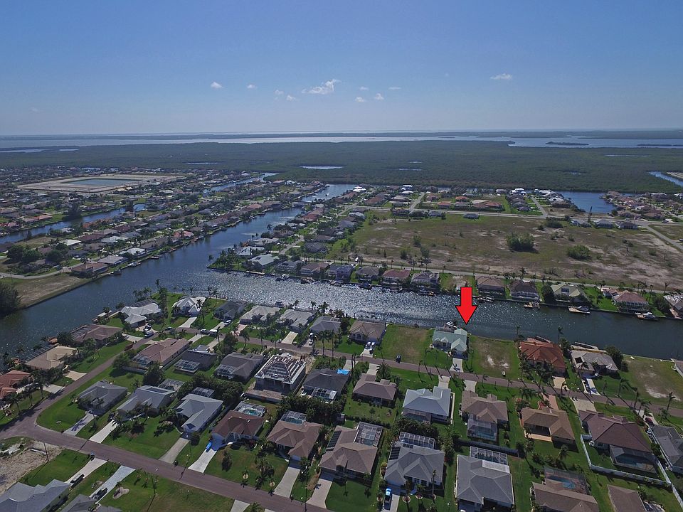 1st image of 4348 SW 26th Ave