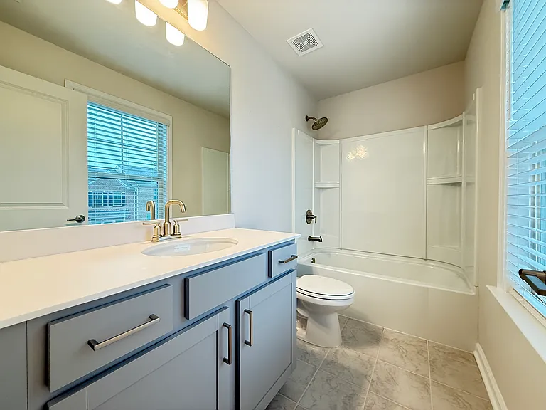 3756 Davis Cir — Photo 36