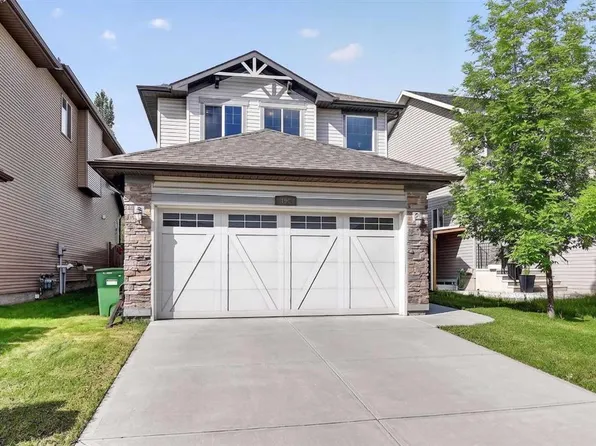 490 SW New Brighton Dr SE, Calgary, AB T2Z 0K1