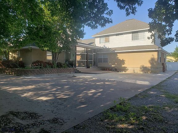 4th image of 3332 Landmark Ln