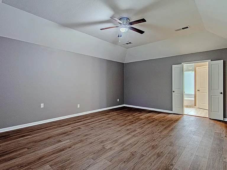 3323 Lost Hollow Dr — Photo 18