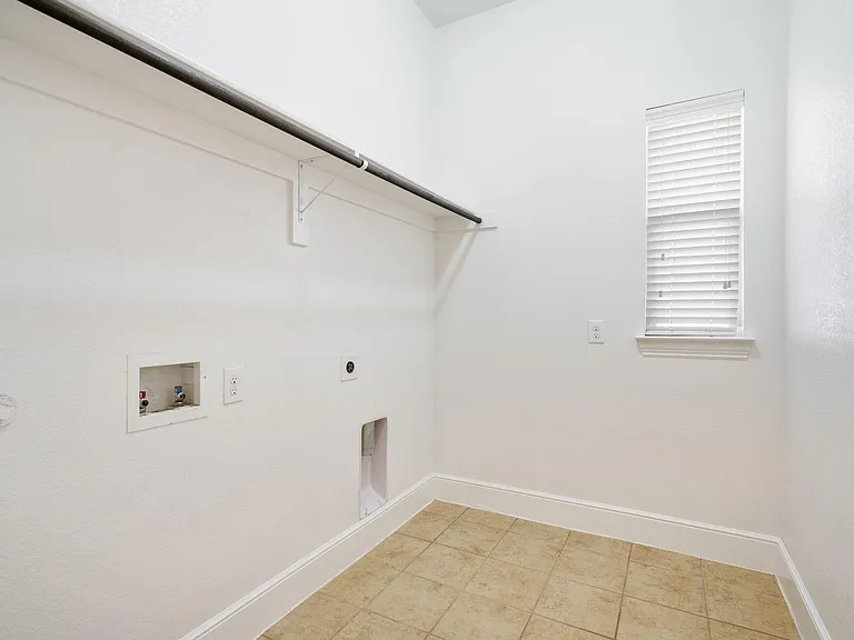 4624 United Ln — Photo 12