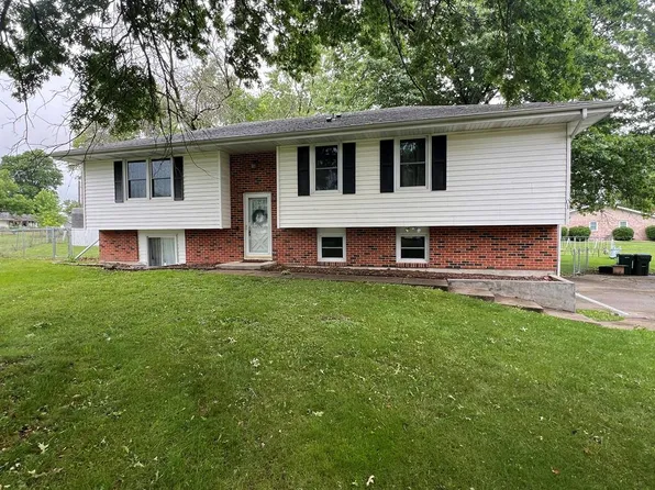 1 Fairlane Dr, Kirksville, MO 63501