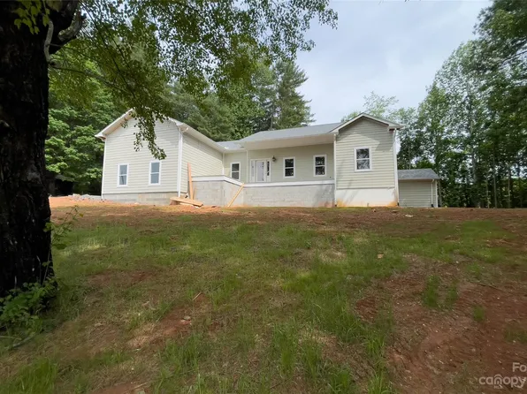 200 Crestview Hts, Sylva, NC 28779