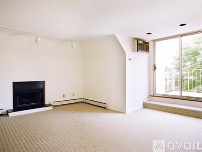 2nd image of 261 Shady Ave APT 31