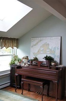 4th image of 14 Babcock Ave