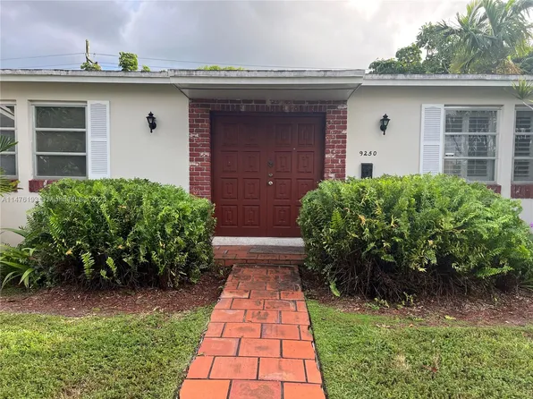 9250 SW 56th St, Miami, FL 33165